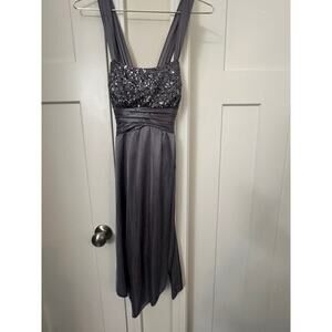 FRIENDS CLOTHING SEQUINED HALTER TOP AND SATIN SWING BOTTOM DRESS WOMENS SIZE 3